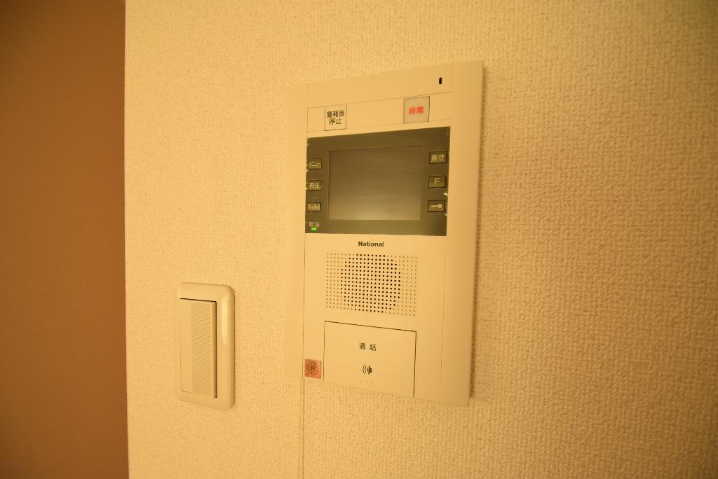 セキュリティ　カメラ付インターホン