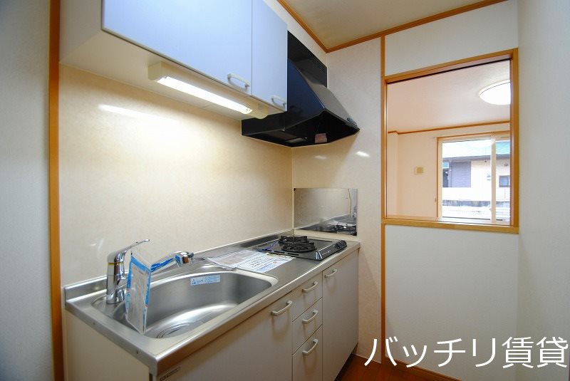 キッチン　別号室の画像。現況優先