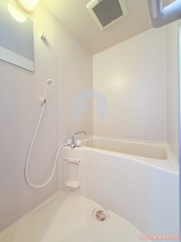 バス・シャワールーム　同マンション別部屋参考写真