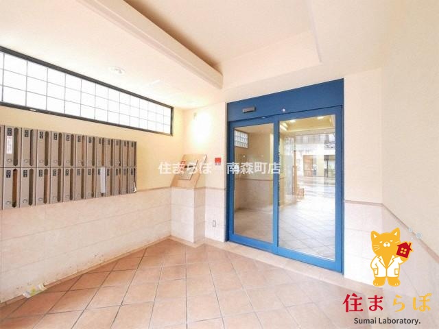 エントランス　共用部の印象も大切に