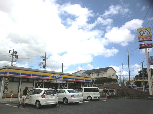 コンビニ　ミニストップ和光オリンピック通り店（コンビニ）まで327m