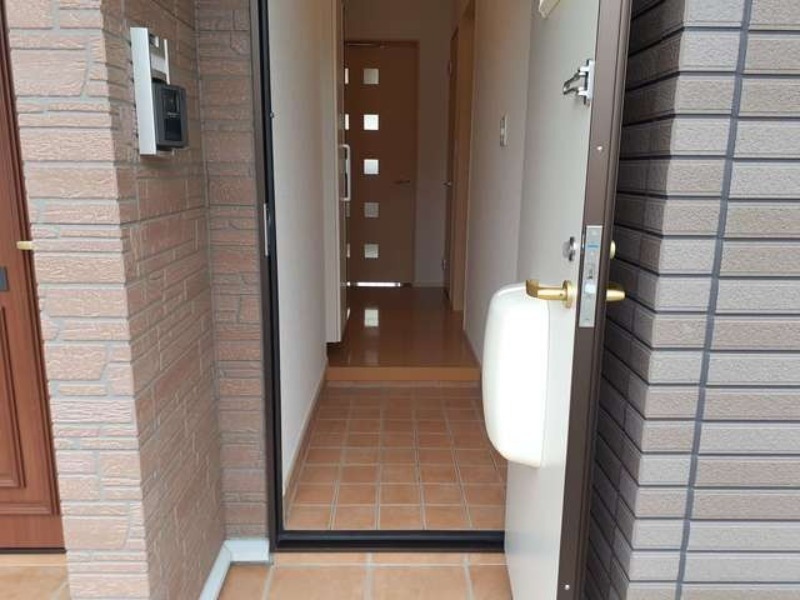 玄関　図面と現状に相違がある場合には現状を優先