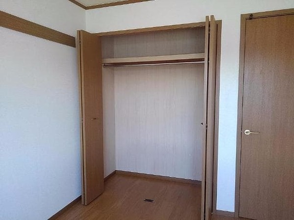 収納　※別部屋参考写真