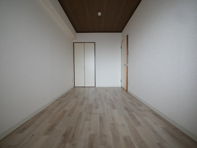 その他部屋・スペース　★明るい洋室で住み心地が良さそうですね★