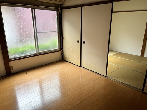 その他部屋・スペース　洋室と和室は続き間です