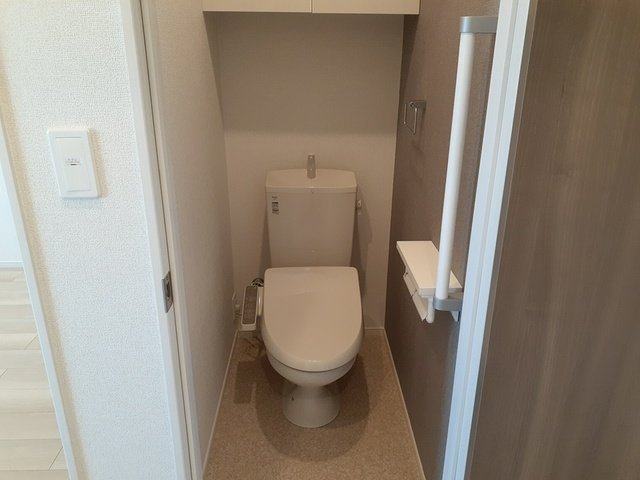 トイレ　シンプルで使いやすいトイレです