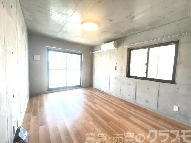 居室・リビング　２面採光です♪