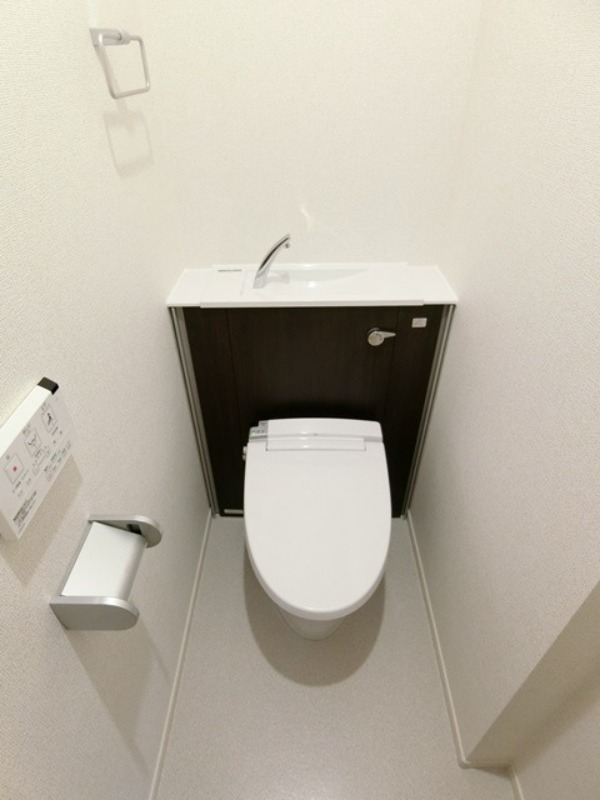 トイレ　図面と現状に相違がある場合には現状を優先