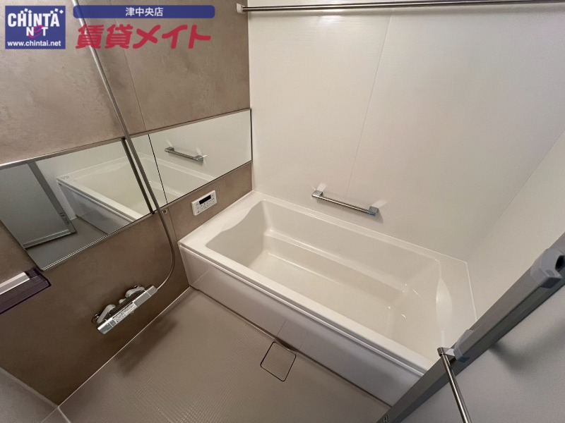 バス・シャワールーム　同型タイプ画像