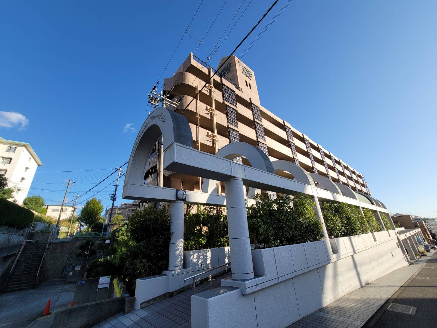 ライオンズマンション垂水北の外観写真