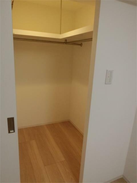 収納　ウォークインクローゼット