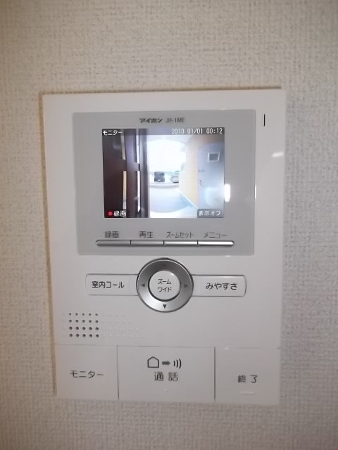 セキュリティ　モニター付きインターホン