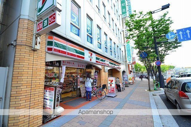 コンビニ　セブンイレブン（コンビニ）まで442m