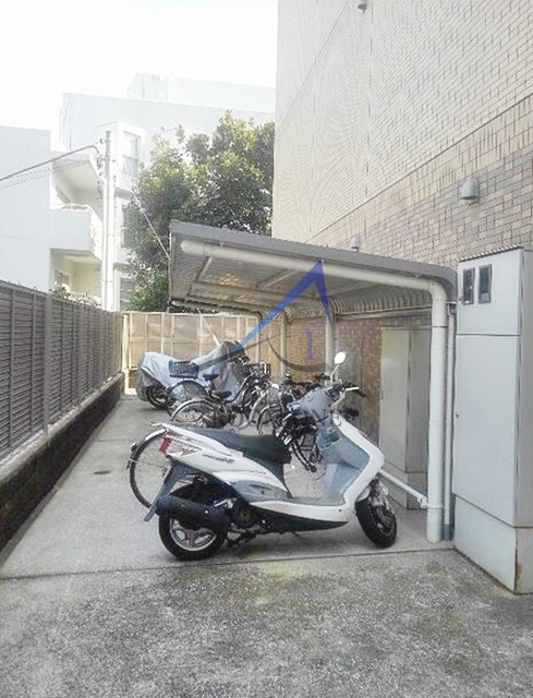 その他共有部分　駐輪スペースです。
