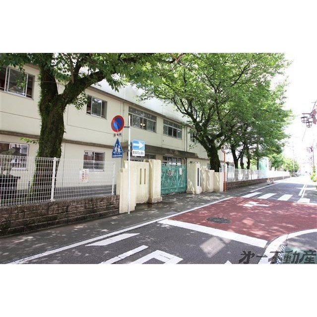 小学校　静岡市立伝馬町小学校（小学校）まで97m