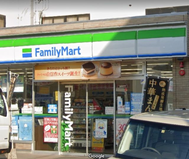 コンビニ　ファミリーマート 淀川田川店（コンビニ）まで202m