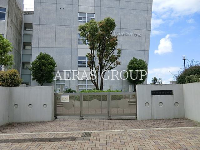 小学校　市川市立妙典小学校（小学校）まで567m