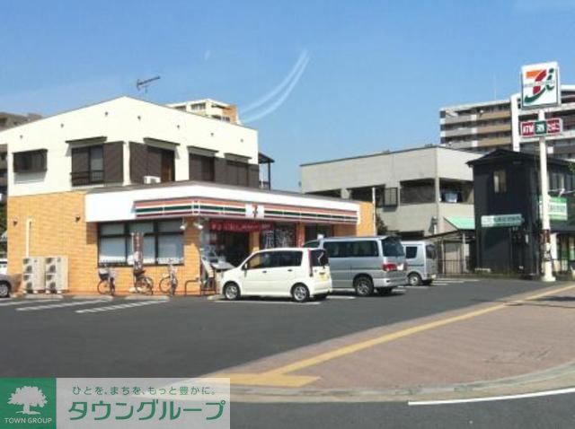 コンビニ　セブンイレブン坂戸本町店（コンビニ）まで520m