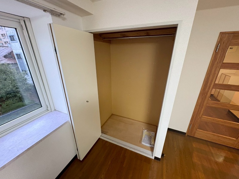 収納　こちらは収納です。部屋がすっきり片付きます。