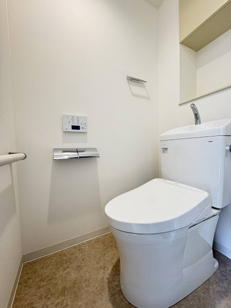 苦楽園口アーバンライフのトイレ写真