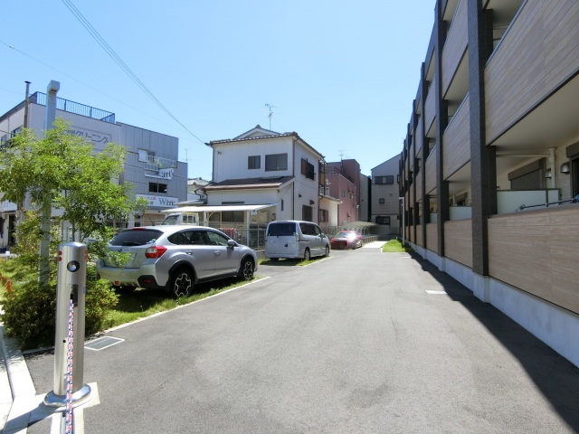 駐車場　駐車場