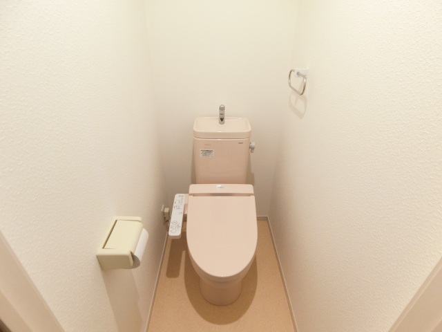 トイレ　ウォシュレット