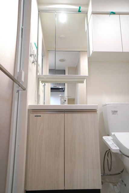 洗面設備　※写真は同タイプ住戸です。