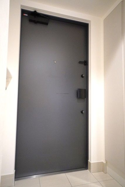 玄関　※写真は同タイプ住戸です。