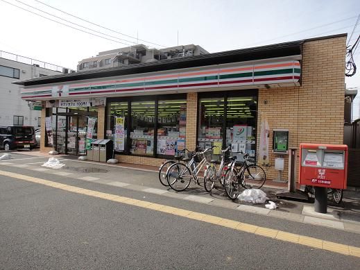 コンビニ　セブンイレブン東川口駅南口店（コンビニ）まで207m