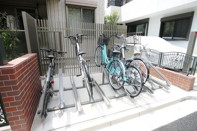 駐車場　★駐輪場★