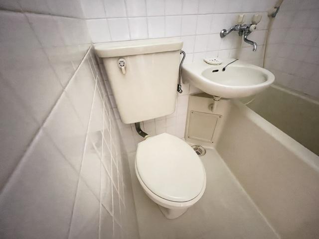 トイレ　※参考写真