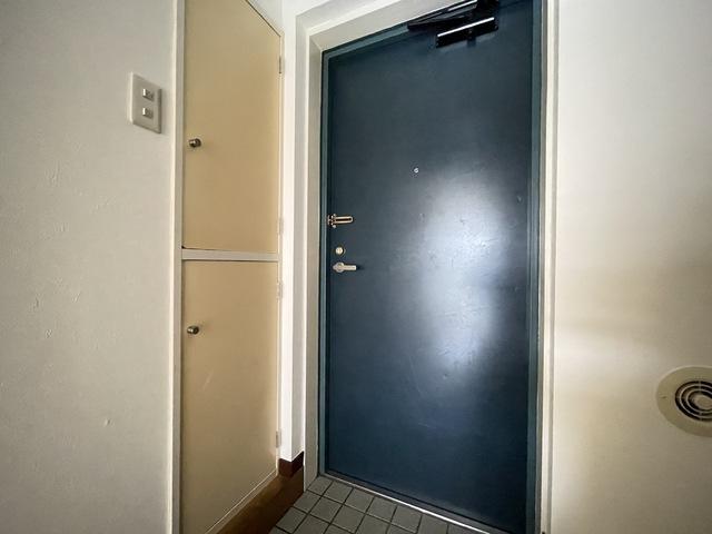 玄関　※参考写真