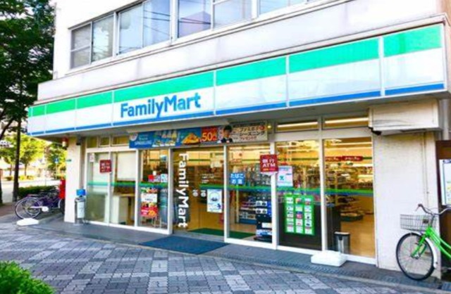 コンビニ　ファミリーマート大東町二丁目店（コンビニ）まで374m