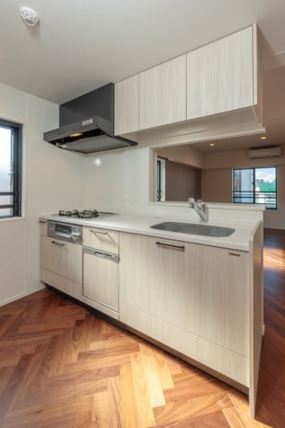 キッチン　※写真は同タイプ住戸です。