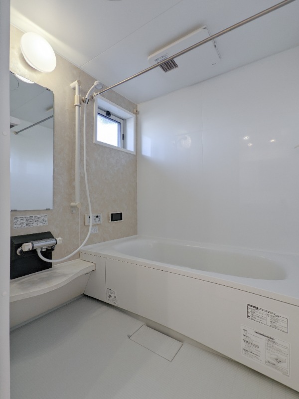 バス・シャワールーム　図面と現状に相違がある場合には現状を優先