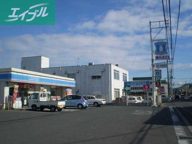 コンビニ　ローソン岡山浜三丁目店（コンビニ）まで124m