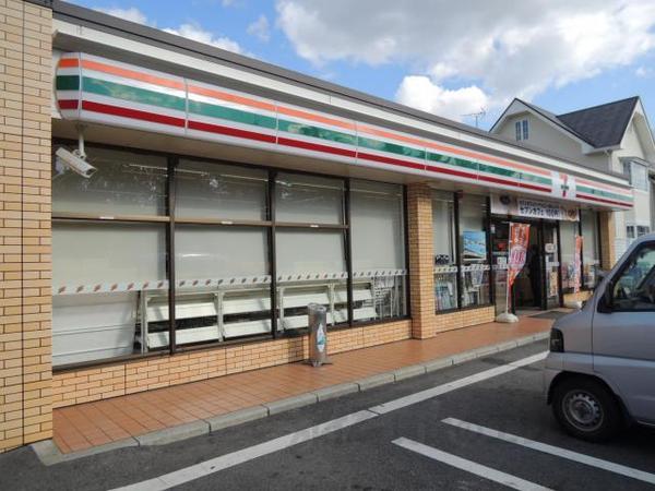 コンビニ　セブンイレブン　近江八幡駅南店（コンビニ）まで1030m