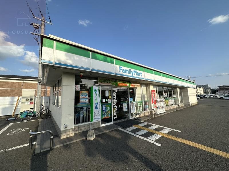コンビニ　ファミリーマート 八尾太田新町店（コンビニ）まで732m