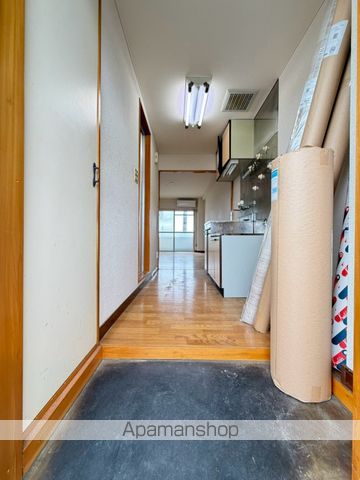 プラスハイツ日野の玄関写真