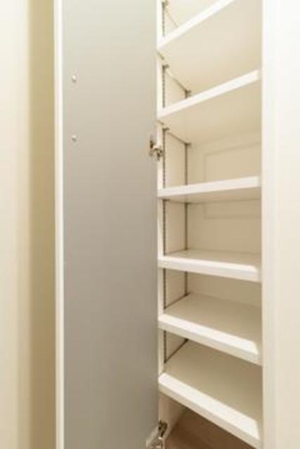 玄関　※写真は同タイプ住戸です。