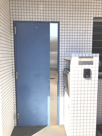 テラス荻窪の玄関写真