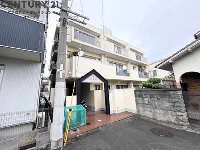 建物外観　居住者専用のごみ置き場があります！