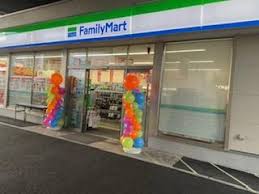 コンビニ　ファミリーマート シャポー小岩店（コンビニ）まで117m