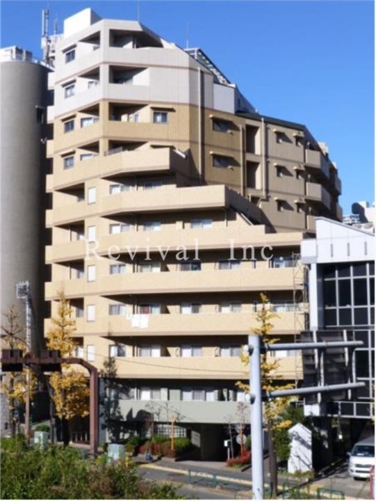 建物外観　重厚感ある外観、エントランスリフォーム済みです