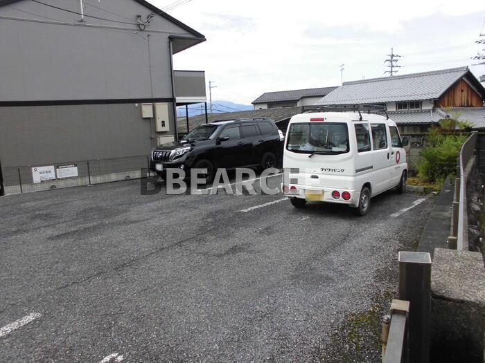 駐車場　駐車場です