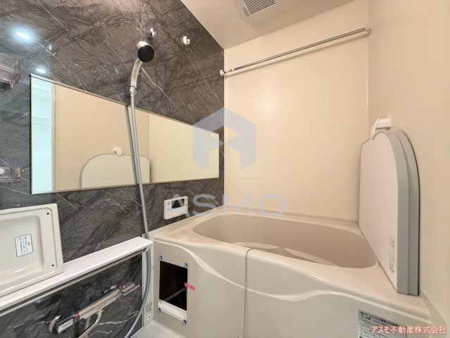 バス・シャワールーム　同マンション別部屋　参考写真