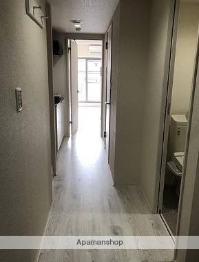 ＪＲ常磐線 南千住駅 徒歩7分 11階建 築8年の玄関写真
