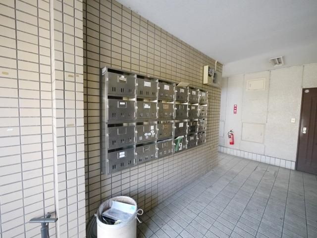 ＪＲ埼京線 中浦和駅 徒歩8分 3階建 築40年の周辺写真