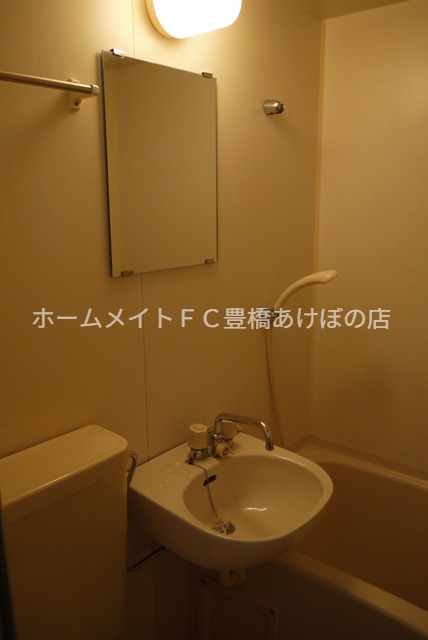 洗面設備　同型別部屋写真