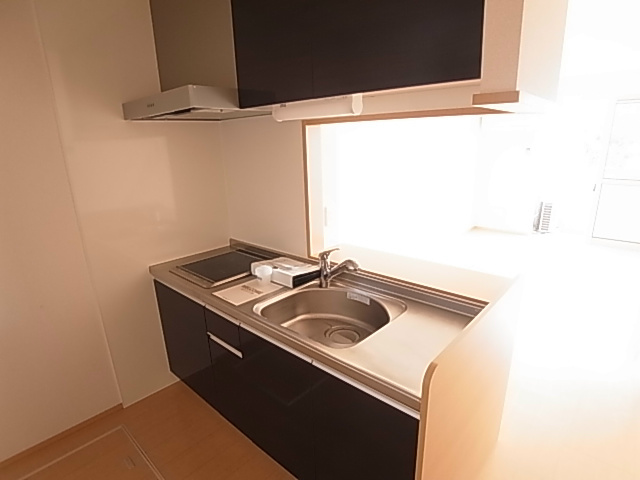 キッチン　同一物件別部屋写真